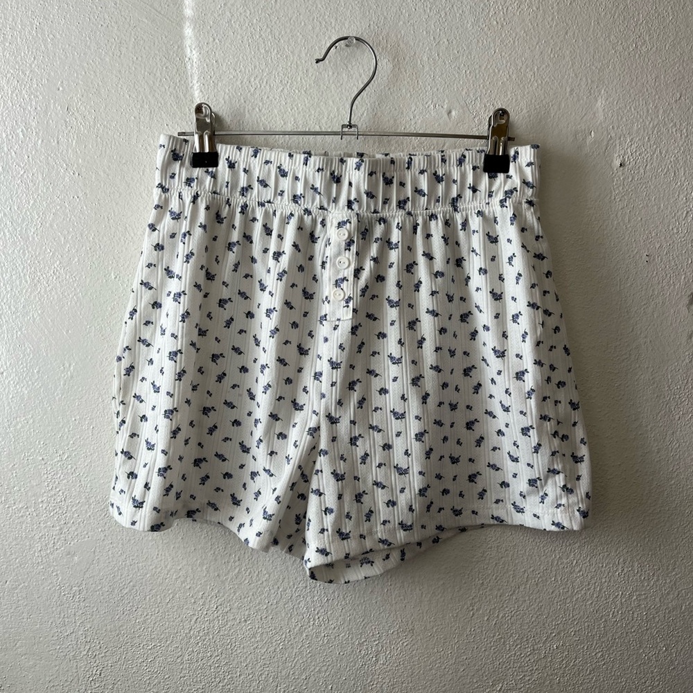 Brandy Melville shorts
